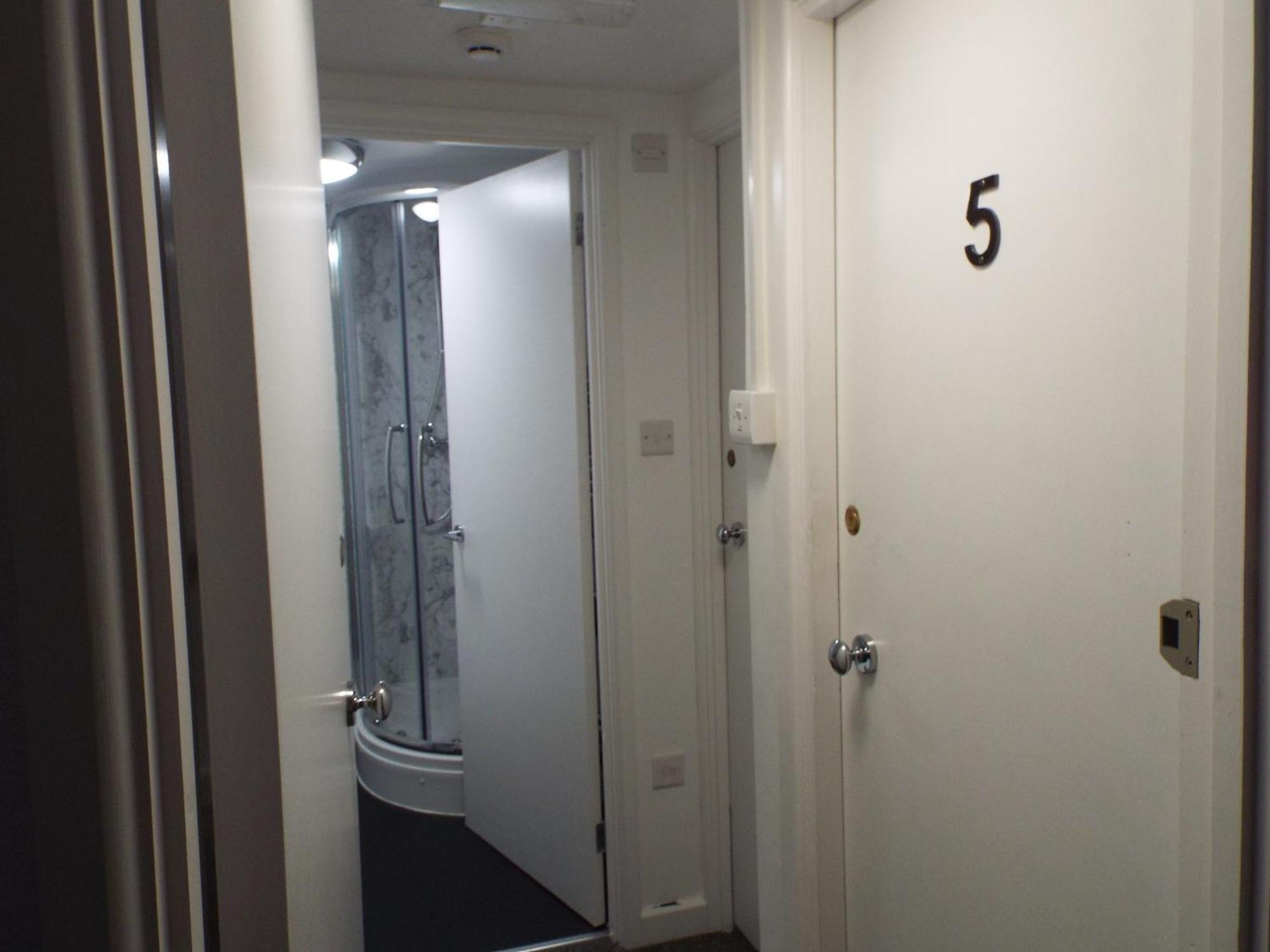Corner House Guest House ビディフォード エクステリア 写真